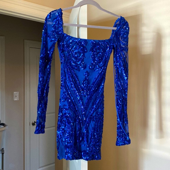 Lucy in the Sky Dresses & Skirts - LUCY IN THE SKY Giulia Sparkling Square Neck Dress